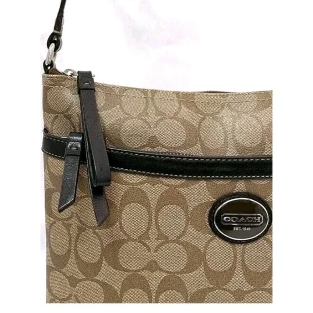 Coach Shoulder Bag 22534 Brown Signature CREED F18926 WOMENS PVC #1488